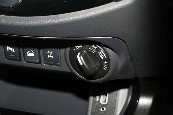 2023 Nissan Navara PRO-4X Warrior D23 4X4