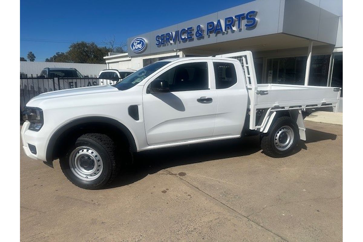 2025 Ford Ranger XL 4X4 2.0L