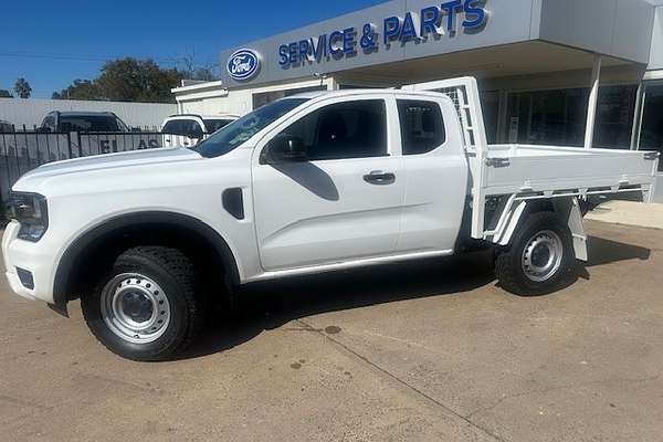 2025 Ford Ranger XL 4X4 2.0L