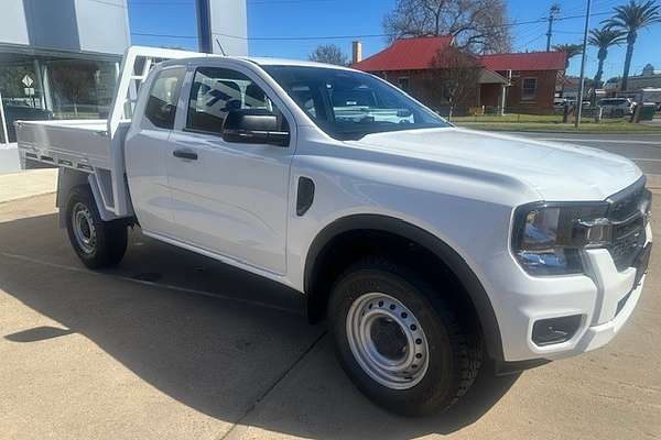 2025 Ford Ranger XL 4X4 2.0L