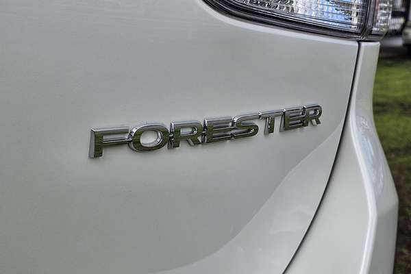 2025 Subaru Forester 2.5i-S S5