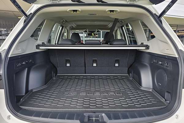 2025 Subaru Forester 2.5i-S S5