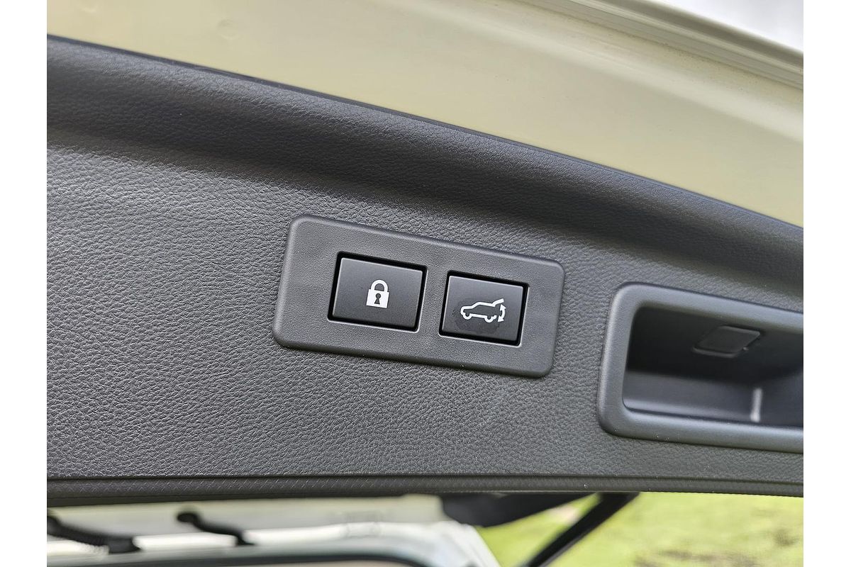 2025 Subaru Forester 2.5i-S S5
