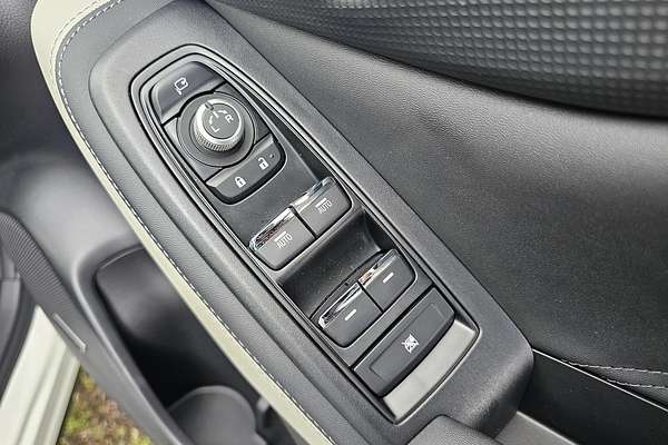 2025 Subaru Forester 2.5i-S S5