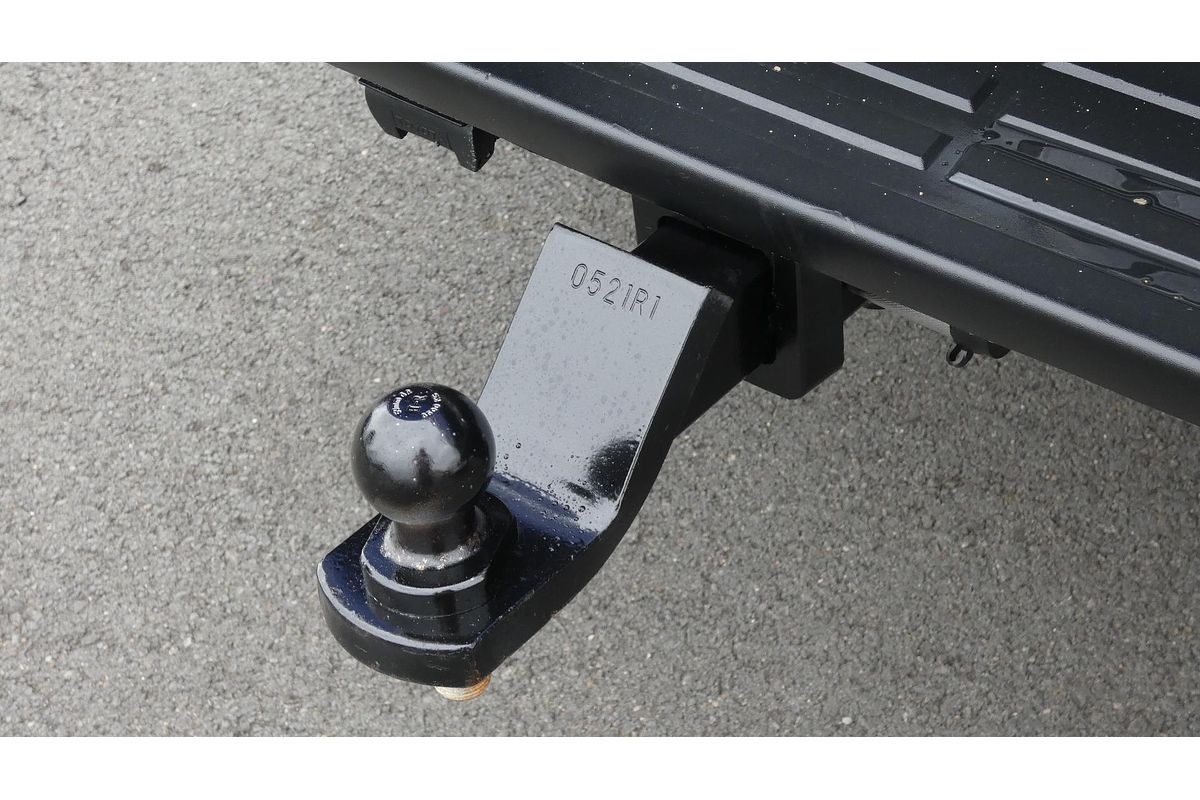 2019 Toyota Hilux SR5 GUN126R 4X4