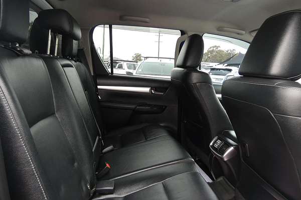 2019 Toyota Hilux SR5 GUN126R 4X4