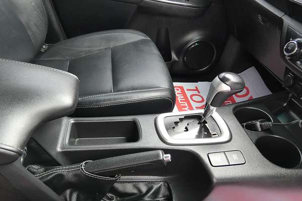 2019 Toyota Hilux SR5 GUN126R 4X4