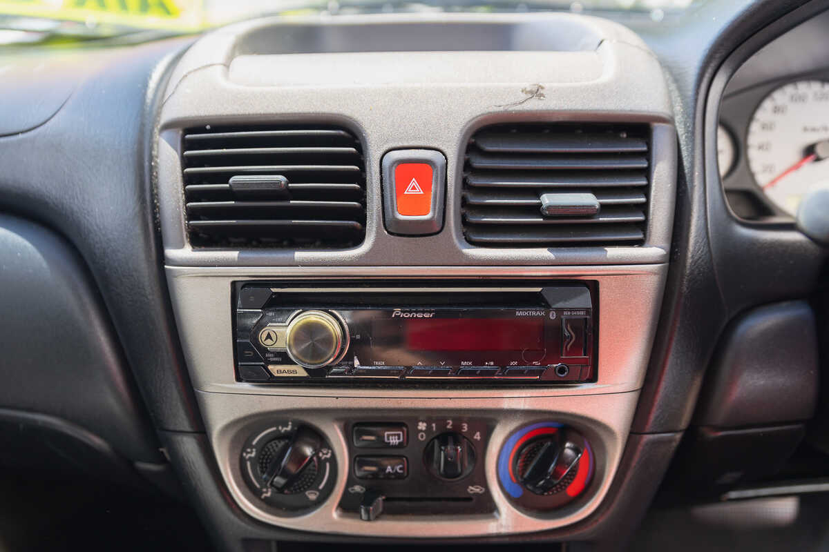 2006 Nissan Pulsar