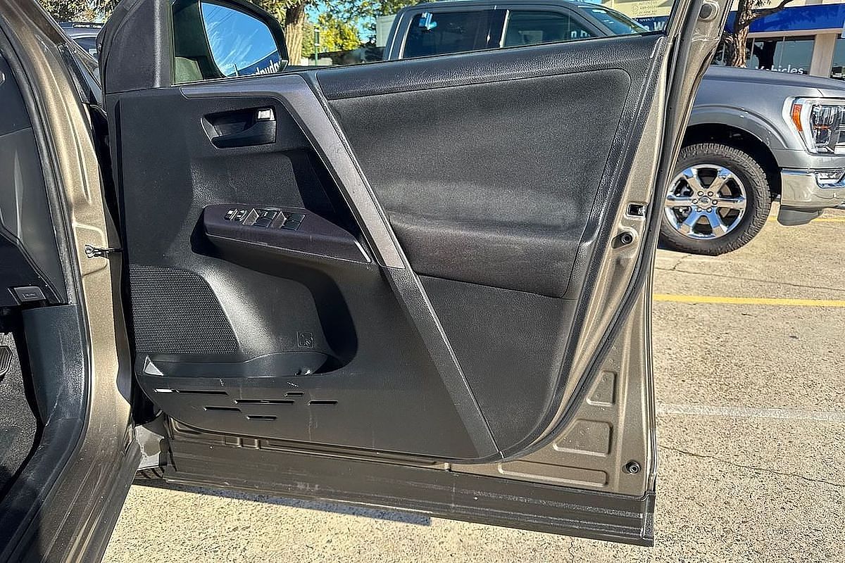 2018 Toyota RAV4 GX ZSA42R