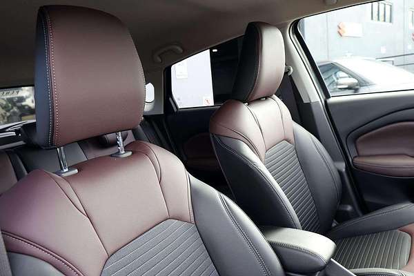 2025 Suzuki Fronx Hybrid KW