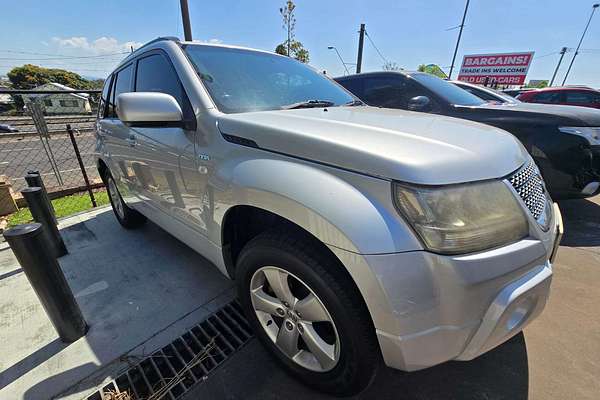 2011 Suzuki Grand Vitara  JB