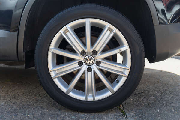 2008 Volkswagen Tiguan 103TDI 5N