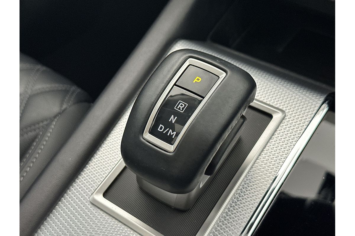 2024 Mitsubishi Outlander Exceed ZM