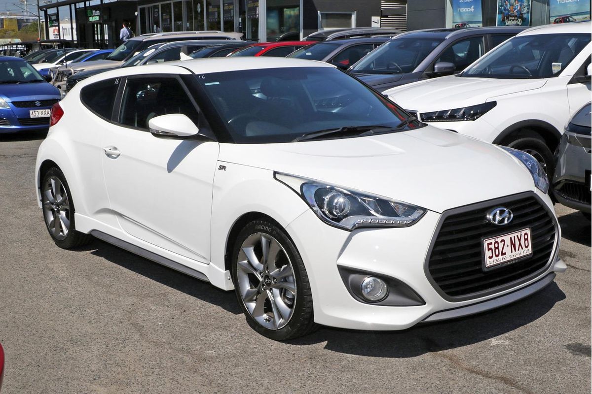 2016 Hyundai Veloster SR Turbo FS4 Series II