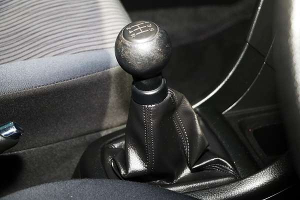 2011 Suzuki Swift GA FZ