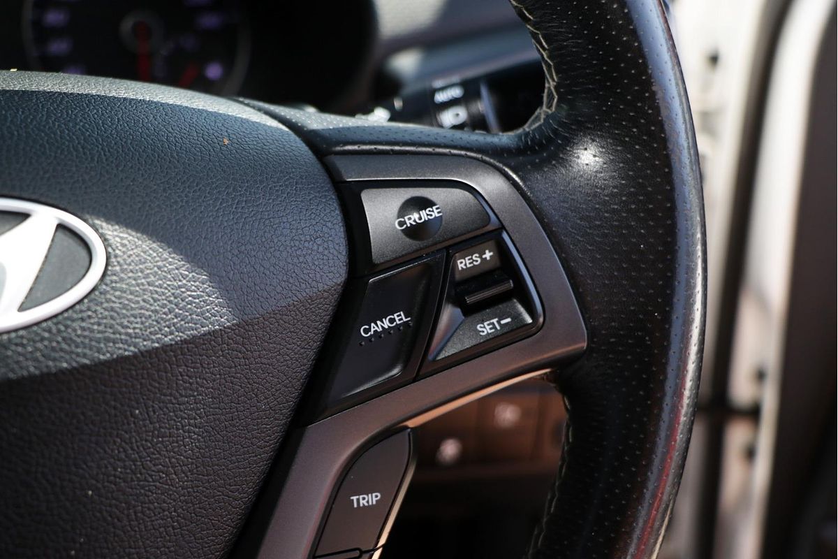 2016 Hyundai Veloster SR Turbo FS4 Series II