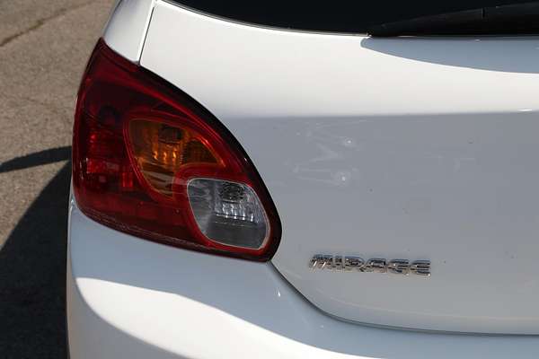 2016 Mitsubishi Mirage ES LA
