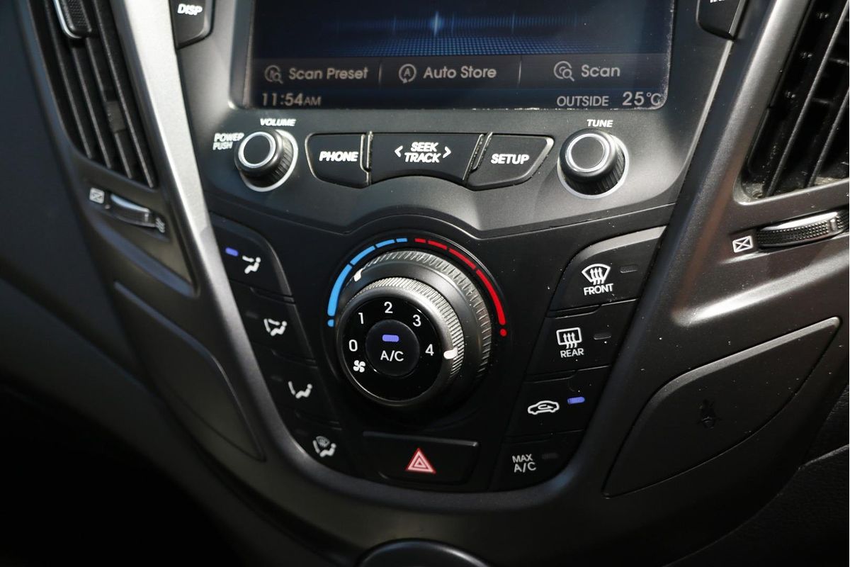 2016 Hyundai Veloster SR Turbo FS4 Series II