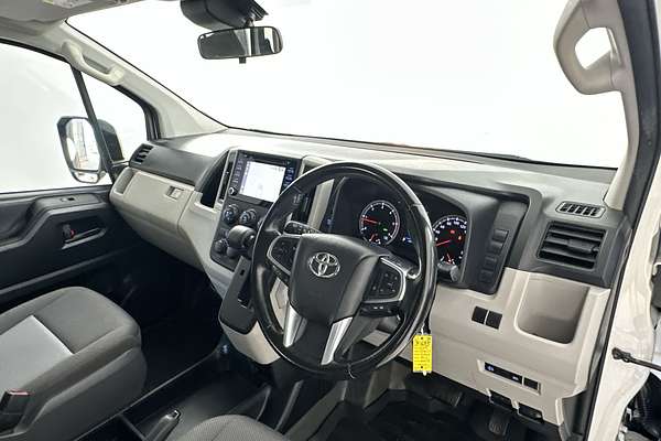 2019 Toyota Hiace Commuter GDH322R ELWB