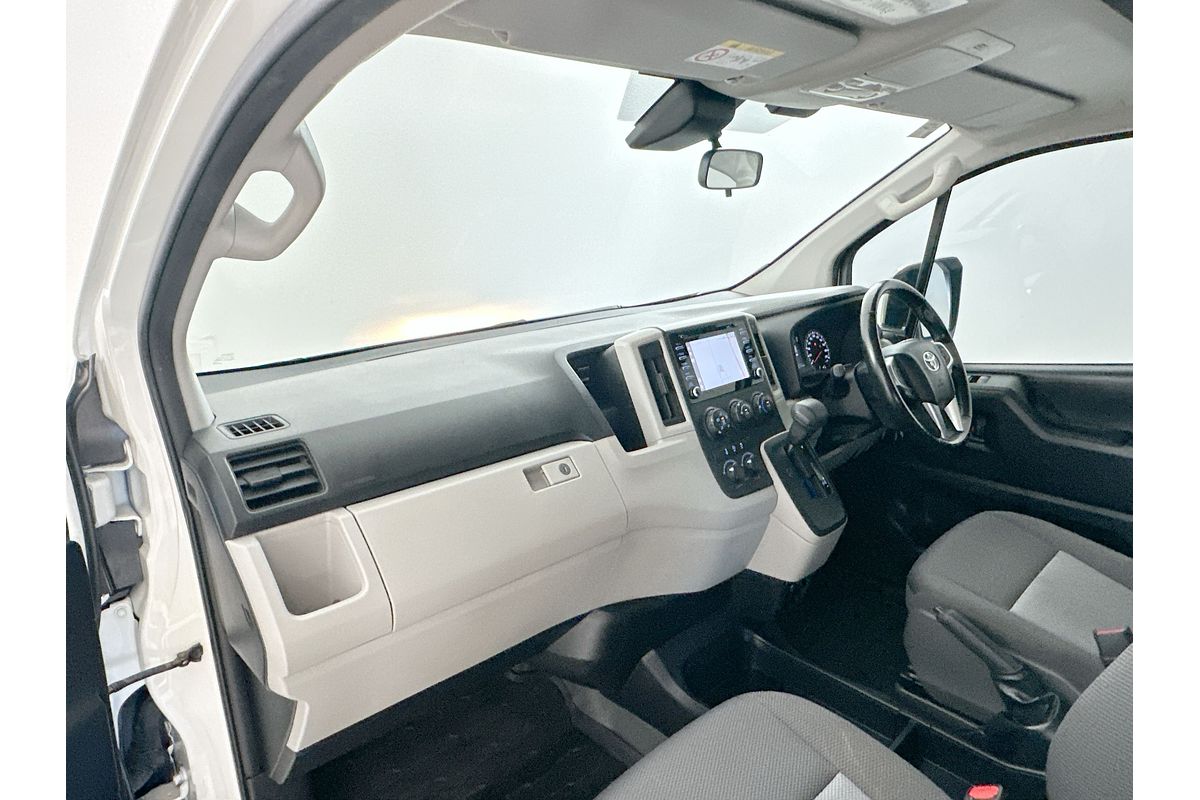2019 Toyota Hiace Commuter GDH322R ELWB