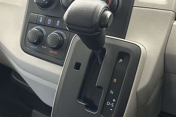 2019 Toyota Hiace Commuter GDH322R ELWB