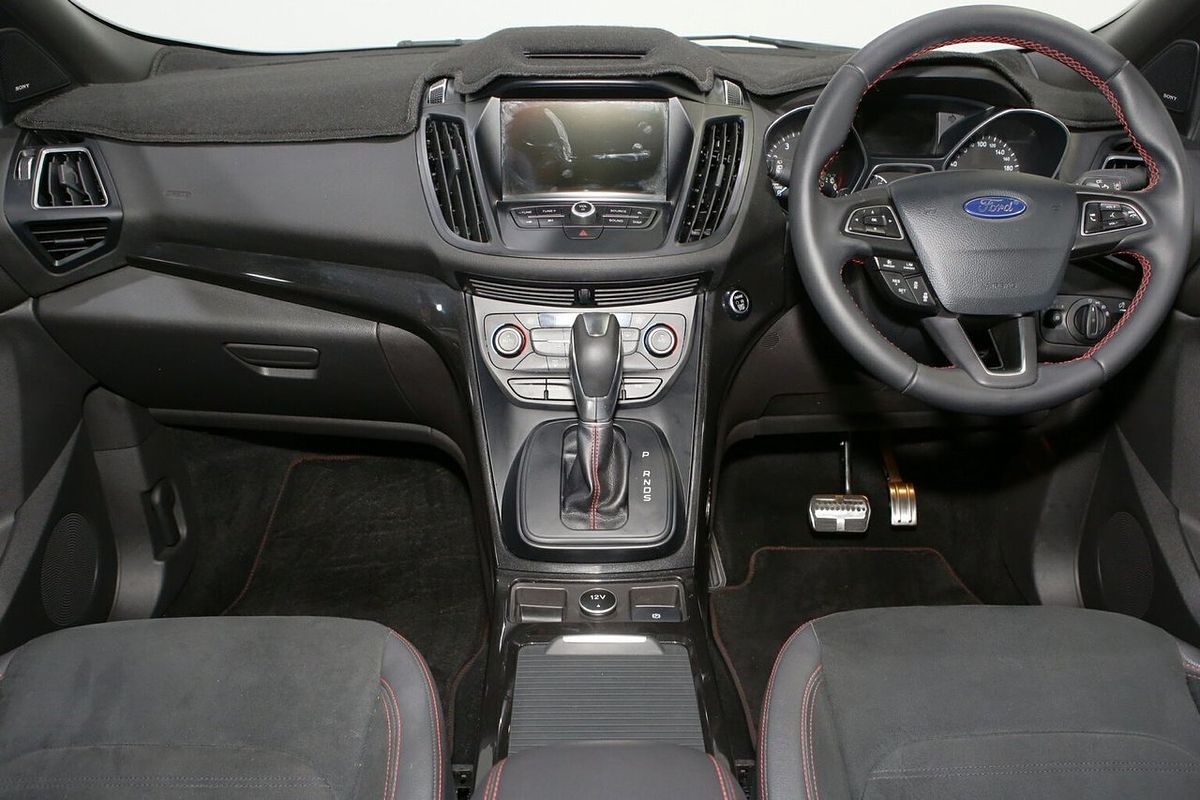 2018 Ford Escape ST-Line ZG
