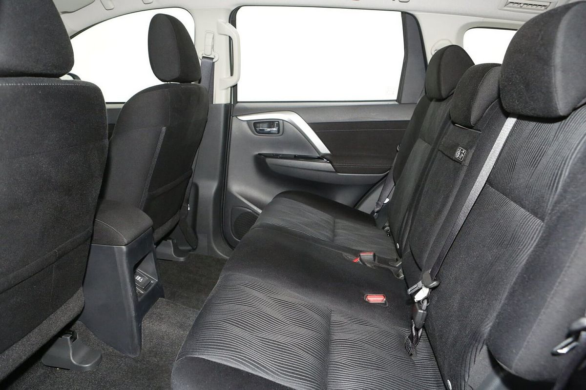 2024 Mitsubishi Pajero Sport GLX QG