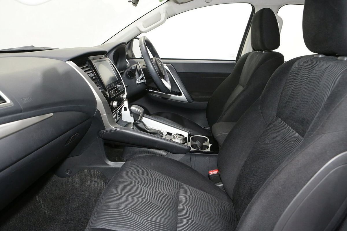2024 Mitsubishi Pajero Sport GLX QG