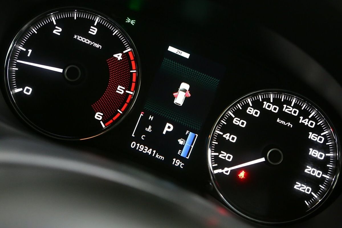 2024 Mitsubishi Pajero Sport GLX QG