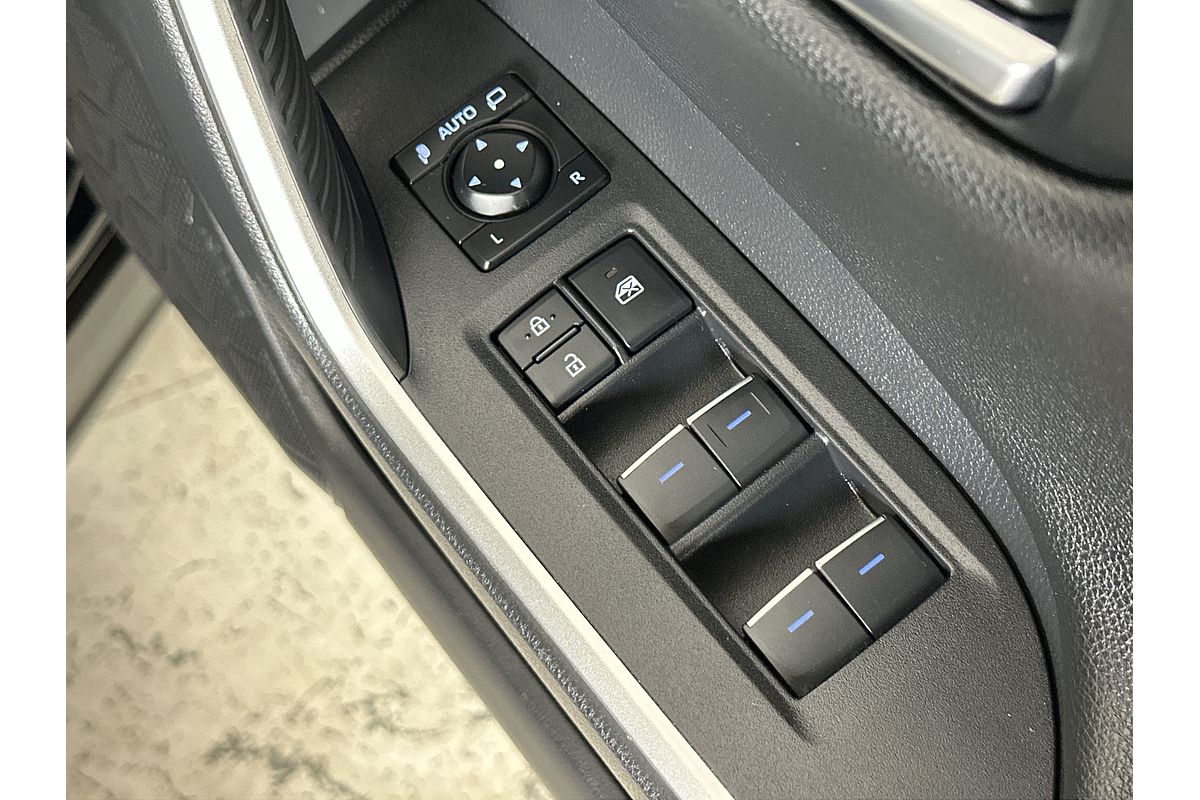2022 Toyota RAV4 Cruiser AXAH54R
