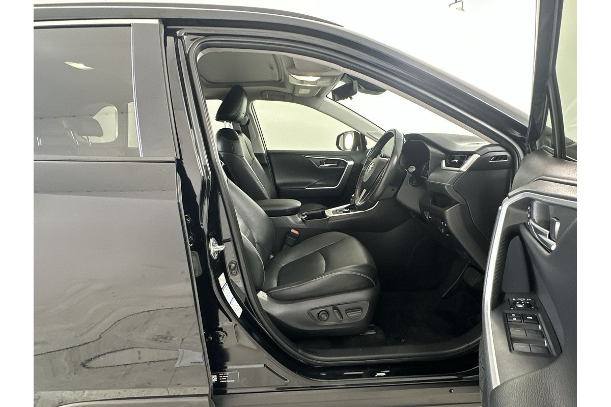 2022 Toyota RAV4 Cruiser AXAH54R