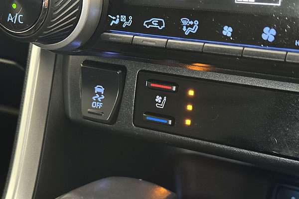 2022 Toyota RAV4 Cruiser AXAH54R