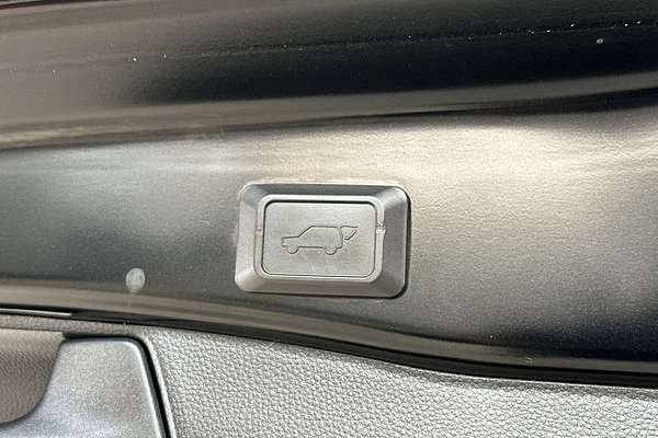 2022 Toyota RAV4 Cruiser AXAH54R