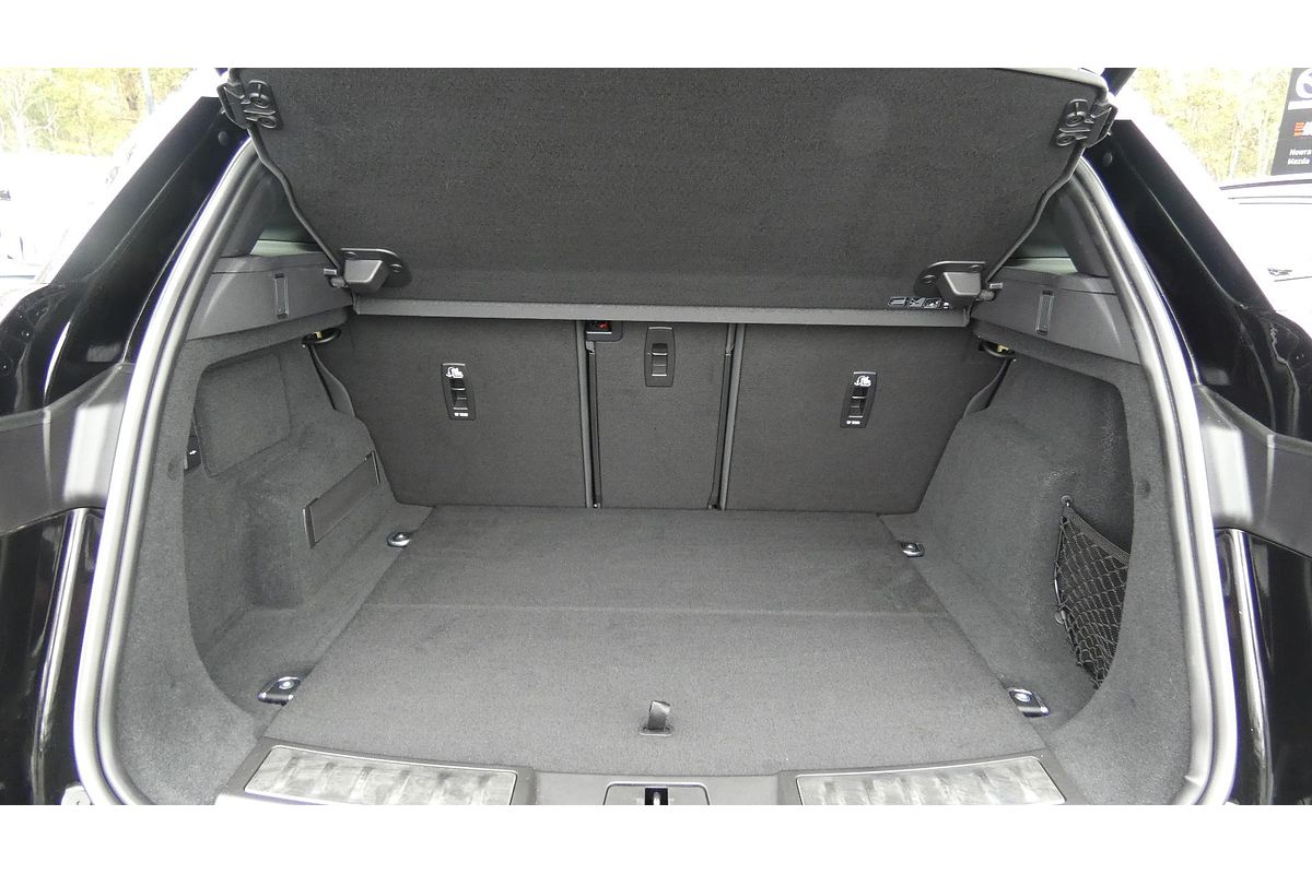 2022 Land Rover Range Rover Evoque P250 R-Dynamic HSE L551