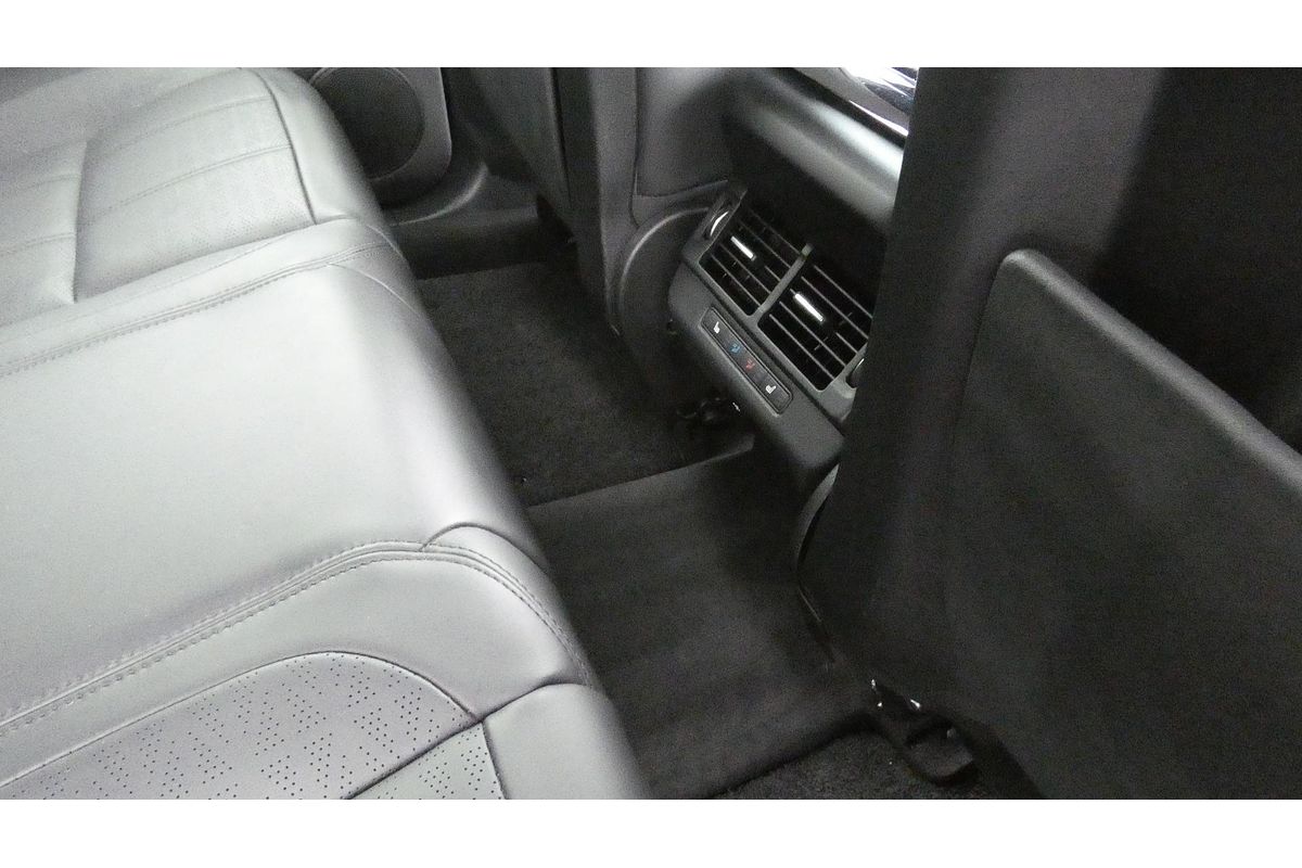 2022 Land Rover Range Rover Evoque P250 R-Dynamic HSE L551