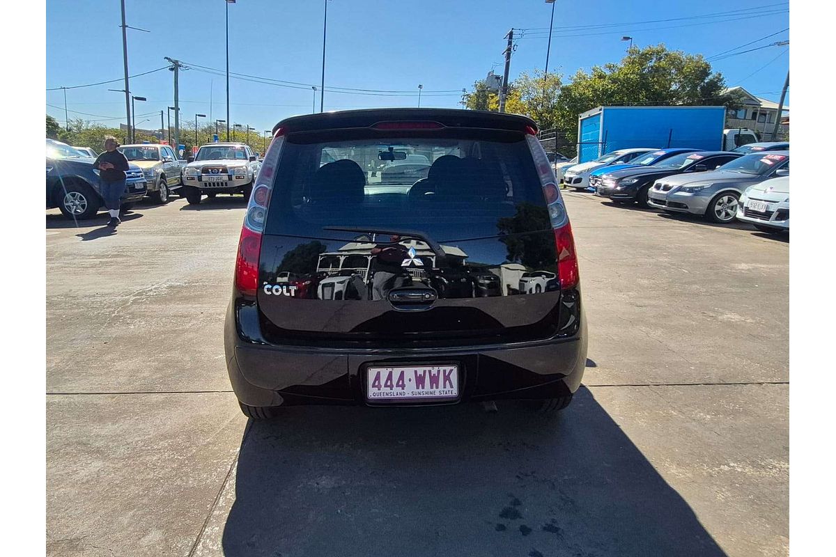 2009 Mitsubishi Colt ES RG
