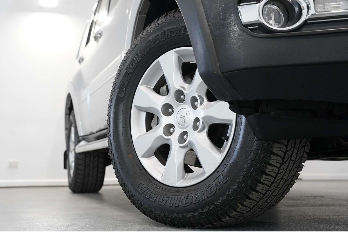 2020 Mitsubishi Pajero GLX NX