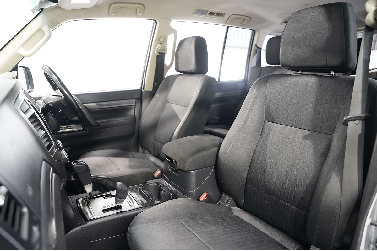 2020 Mitsubishi Pajero GLX NX