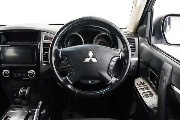 2020 Mitsubishi Pajero GLX NX