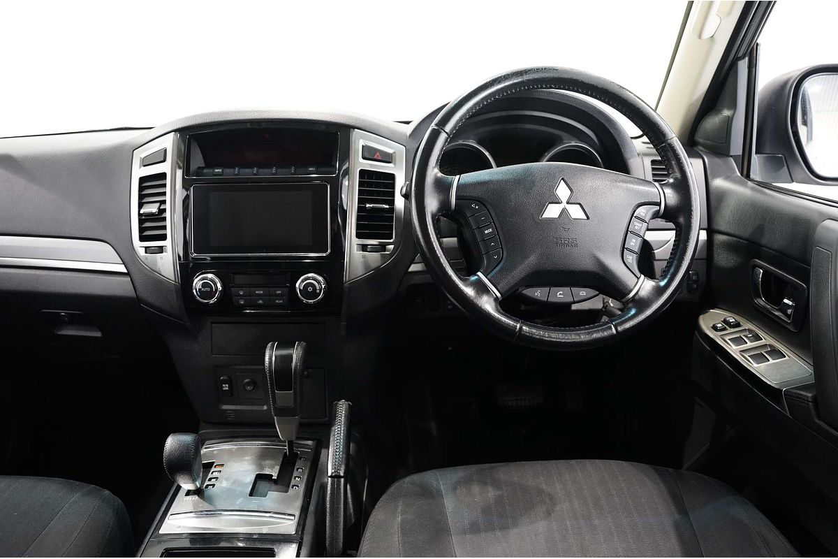 2020 Mitsubishi Pajero GLX NX