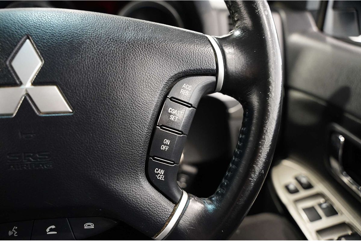2020 Mitsubishi Pajero GLX NX