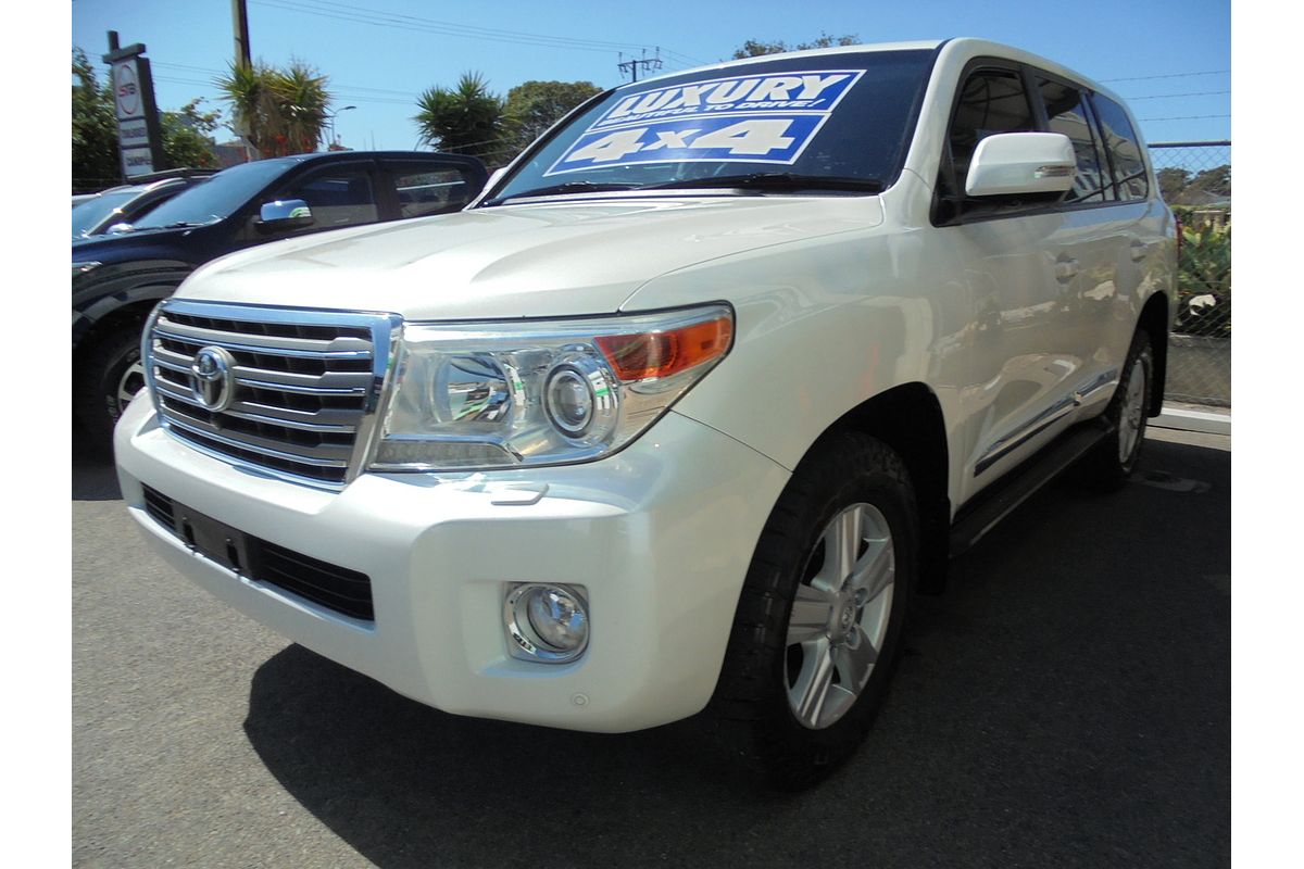 2012 Toyota Landcruiser Sahara VDJ200R