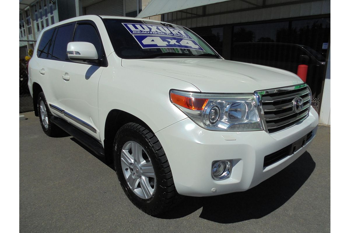 2012 Toyota Landcruiser Sahara VDJ200R