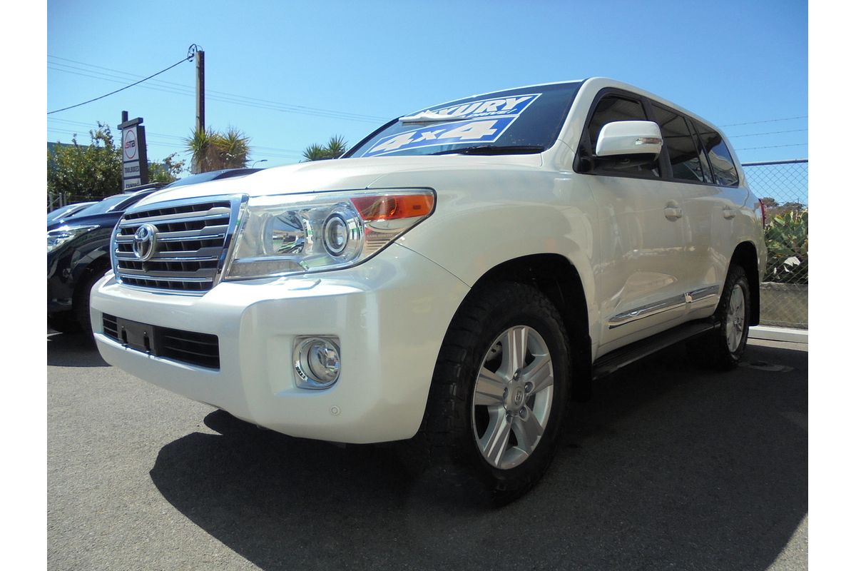 2012 Toyota Landcruiser Sahara VDJ200R