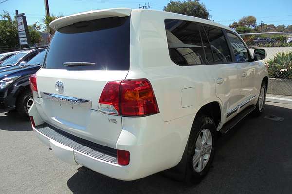 2012 Toyota Landcruiser Sahara VDJ200R