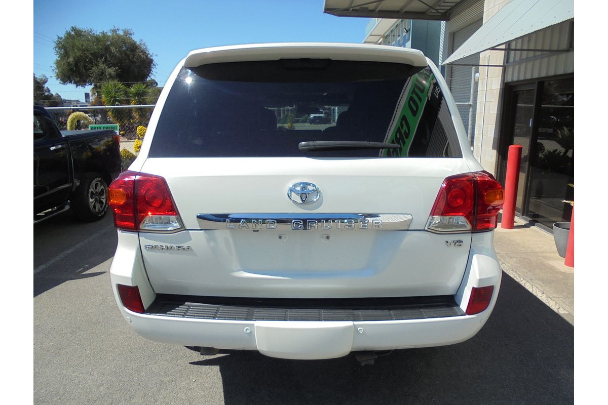 2012 Toyota Landcruiser Sahara VDJ200R
