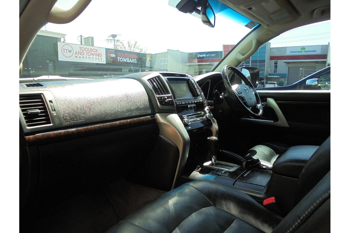 2012 Toyota Landcruiser Sahara VDJ200R