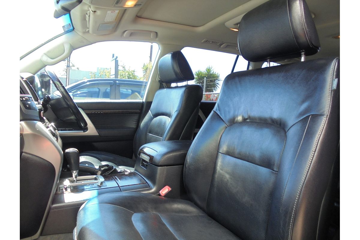 2012 Toyota Landcruiser Sahara VDJ200R