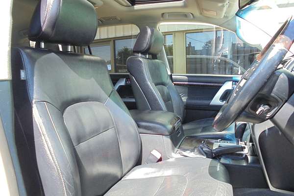 2012 Toyota Landcruiser Sahara VDJ200R