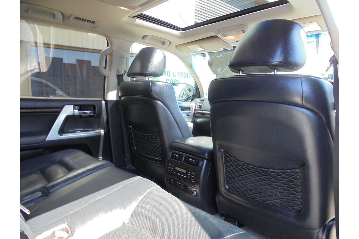 2012 Toyota Landcruiser Sahara VDJ200R